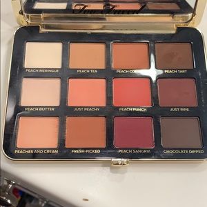 Too Faced Peachy Mattes